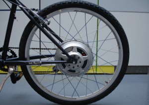 green wheel 540x380 300x211 DIY: Easily Convert Any Bicycle Into Electric With GreenWheel