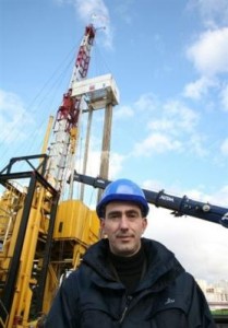 paris digs deep harness earth s green energy 209x300 Geothermal Energy Source in Paris Will Power up New Residential Area