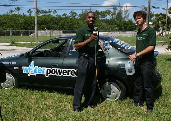 grand bahamas water powered car 4 YGwSM 69 19 Year Old James Tuchel Creates H2O Hybrid Vehicle