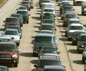 traffic jam 300x247 Nissan Leaf Has Range Problems Associated With Air Conditioning and Traffic Jams, Official Recognizes