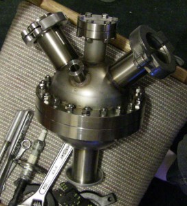 home-made-fusion-reactor home made fusion reactor 273x300 How to Build a Home Made Fusion Reactor (No Kidding!)