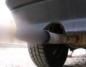 car exhaust lg 300x234 Electric Cars Will Account For 70% Reduction of Chronic Lung Illnesses