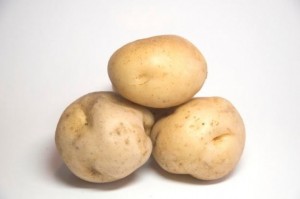 potato battery 300x199 Potato Battery Developed in Saudi Arabia Outperforms 1.5V Cell
