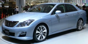 1024px 2007 Toyota Crown Hybrid Concept 01 300x150 Toyota Crown in Japan Gets a Hybrid Upgrade