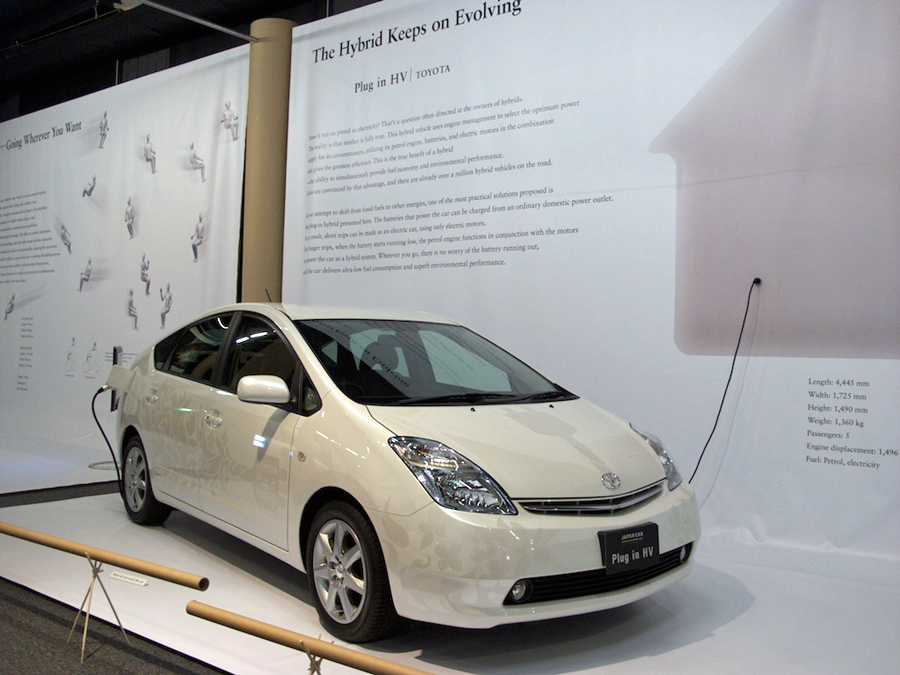 Toyota Hybrid Vehicles Selling Better Than Plug Ins In The UK The 